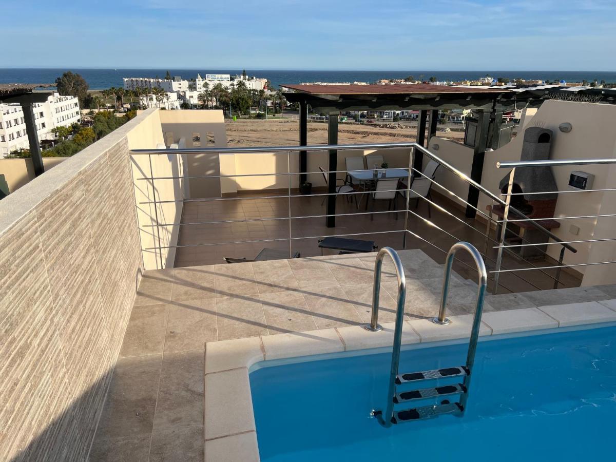 Apartmán Atico Con Piscina Privada Vistas Al Mar